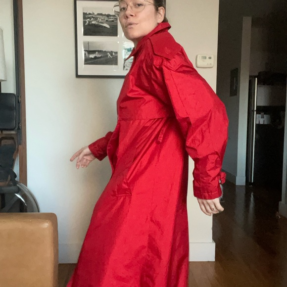 Vibrant Red Jacket - Picture 6 of 6